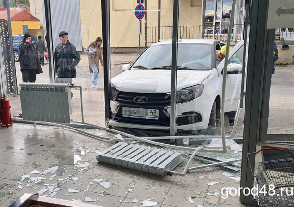 Липецкая вечЁрка: водитель автобуса и&nbsp;чужие колеса, молочный завод остается, и&nbsp;прогноз на&nbsp;зиму