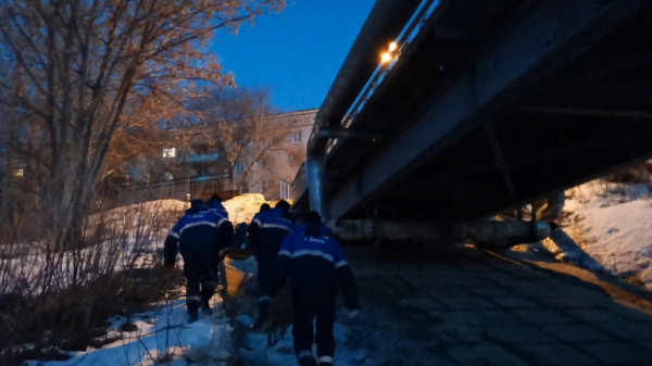 32-летний мужчина упал с вантового моста в Липецке