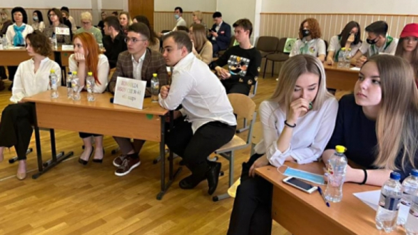 Учеников 45-й школы признали экспертами в вопросах охраны труда Учеников 45-й школы признали экспертами в вопросах охраны труда