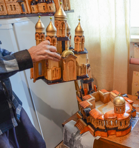 Несколько соборов и мечетей соседствуют в липецкой деревне Несколько соборов и мечетей соседствуют в липецкой деревне