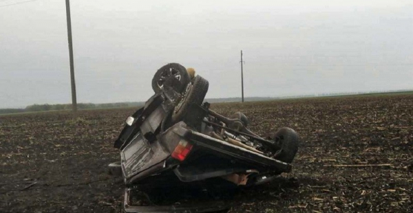 "Лада" всмятку: жуткого вида авария произошла в Хлевенском районе