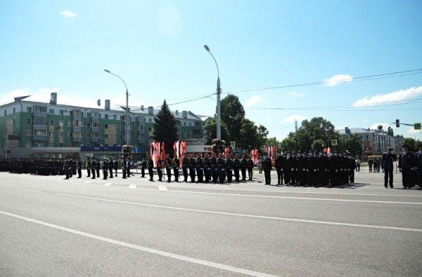 Репетиция и парад Победы ограничат движение в районе Зегеля, Гагарина и площади Героев Репетиция и парад Победы ограничат движение в районе Зегеля, Гагарина и площади Героев