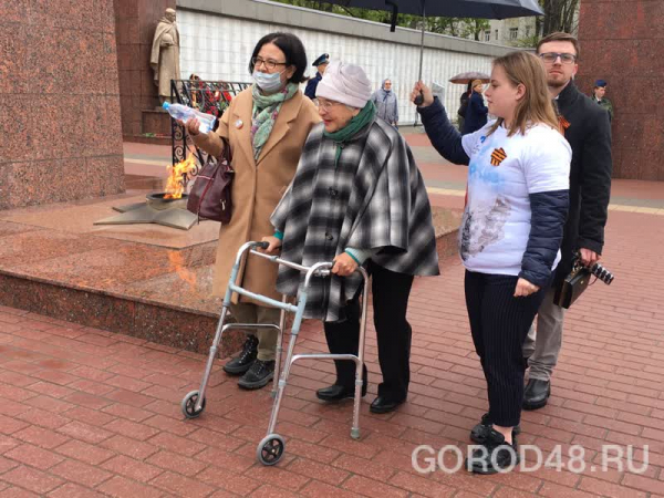 В Липецке проходит парад Победы В Липецке проходит парад Победы