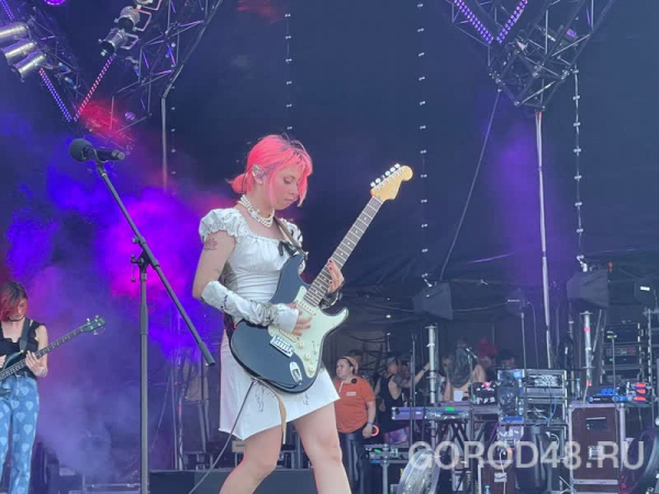 Около 20 тысяч человек побывали на фестивале Fox Rock Fest