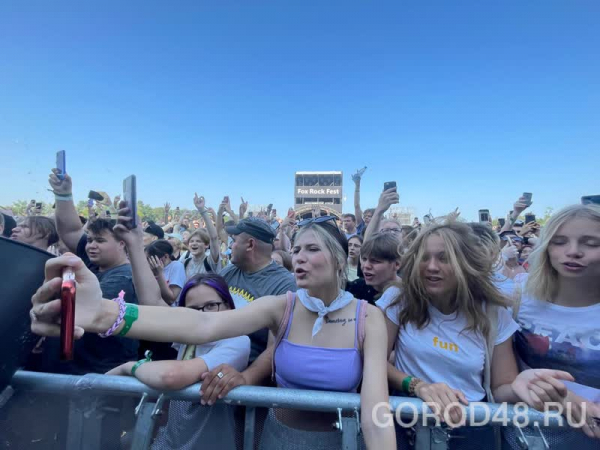 Около 20 тысяч человек побывали на фестивале Fox Rock Fest