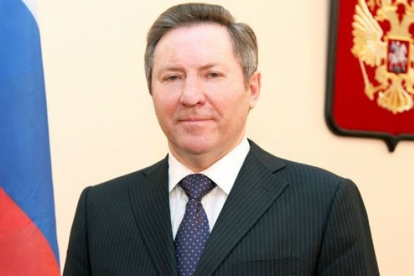 Нарушение ПДД грозит бывшему липецкому сенатору лишением прав или арестом до 15 суток