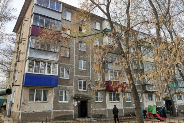 Угроза разрушения дома в Липецке на Осеннем проезде заставила мэрию принять решение о расселении жильцов Угроза разрушения дома в Липецке на Осеннем проезде заставила мэрию принять решение о расселении жильцов