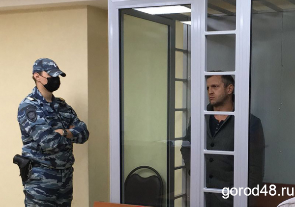Липецкая вечЁрка: бульвар имени Олега Пешкова, репортаж из красной зоны и заказное убийство Липецкая вечЁрка: бульвар имени Олега Пешкова, репортаж из красной зоны и заказное убийство