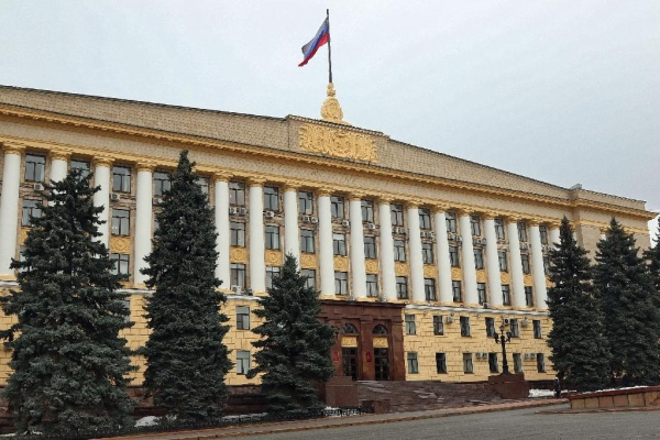 Звонок с угрозами привёл к эвакуации сотрудников липецкой администрации 