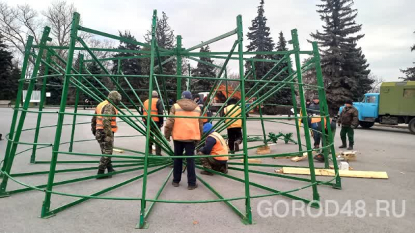 На&nbsp;Соборной горе устанавливают елку