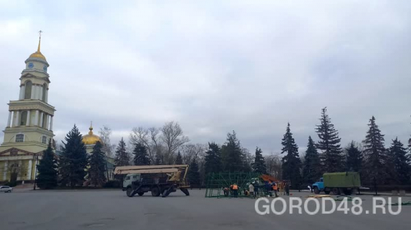 На&nbsp;Соборной горе устанавливают елку