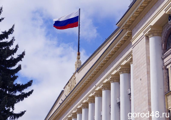 Липецкая вечЁрка: засекреченные декларации, первая жертва грибов и несчастный случай в бассейне Липецкая вечЁрка: засекреченные декларации, первая жертва грибов и несчастный случай в бассейне