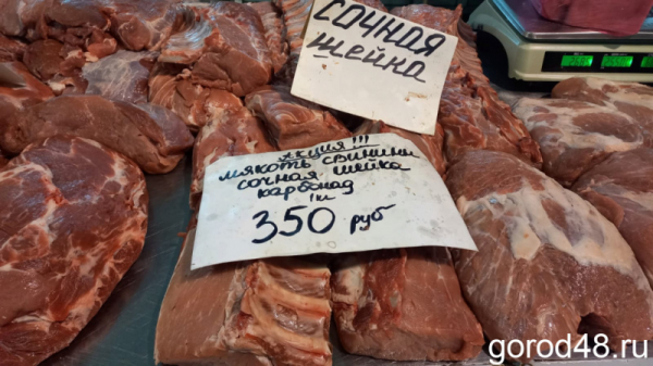 Мясо и яйца дешевеют, в магазинах пропадают куры и пшено