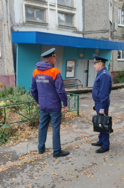 Прокуратура взяла на контроль ситуацию с обрушением стены подъезда в Липецке