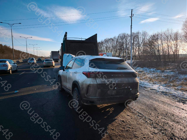 Под Липецком в ДТП с большегрузом пострадала водитель Эскида Под Липецком в ДТП с большегрузом пострадала водитель Эскида